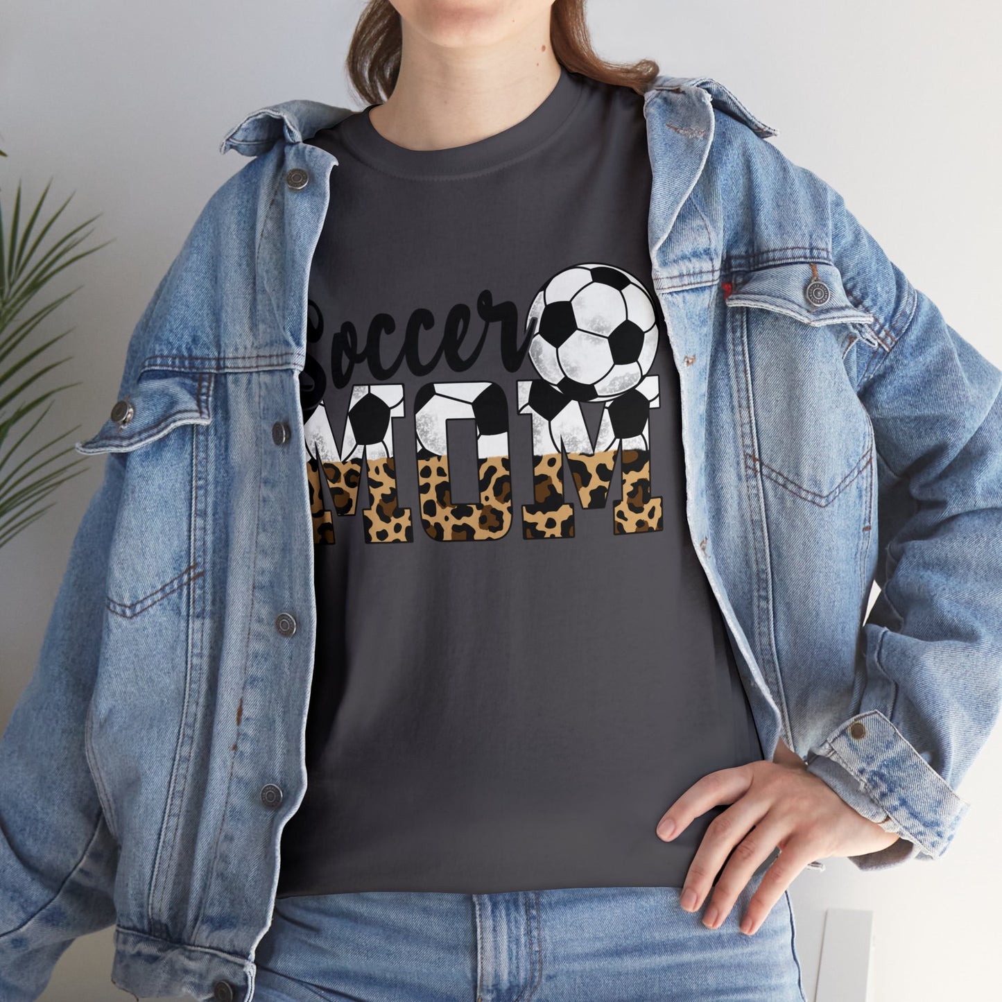 Soccer MOM Leopard print Unisex Heavy Cotton Tee