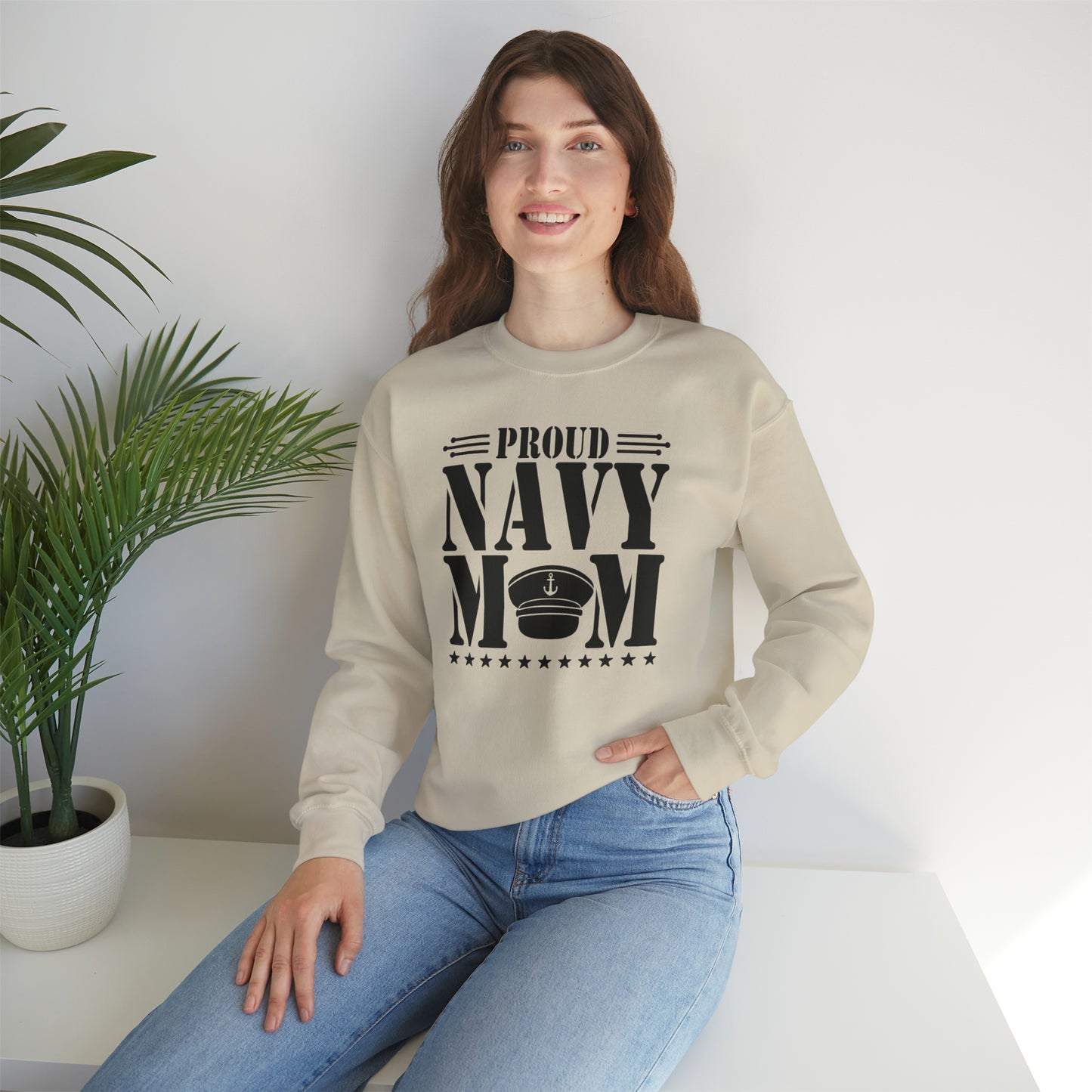 Proud Navy MOM Unisex Heavy Blend™ Crewneck Sweatshirt