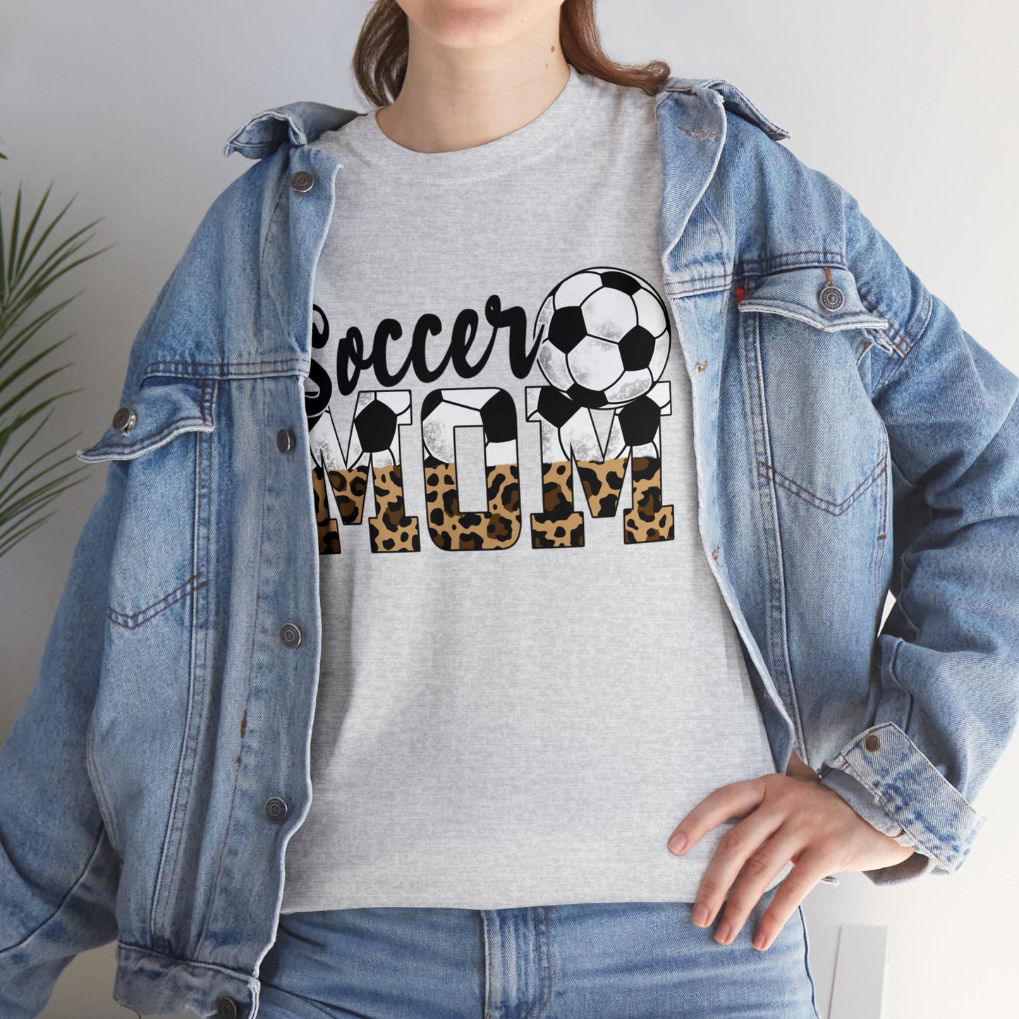 Soccer MOM Leopard print Unisex Heavy Cotton Tee