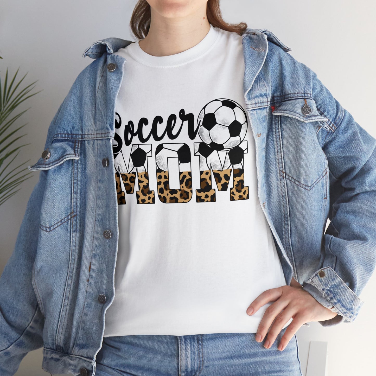 Soccer MOM Leopard print Unisex Heavy Cotton Tee