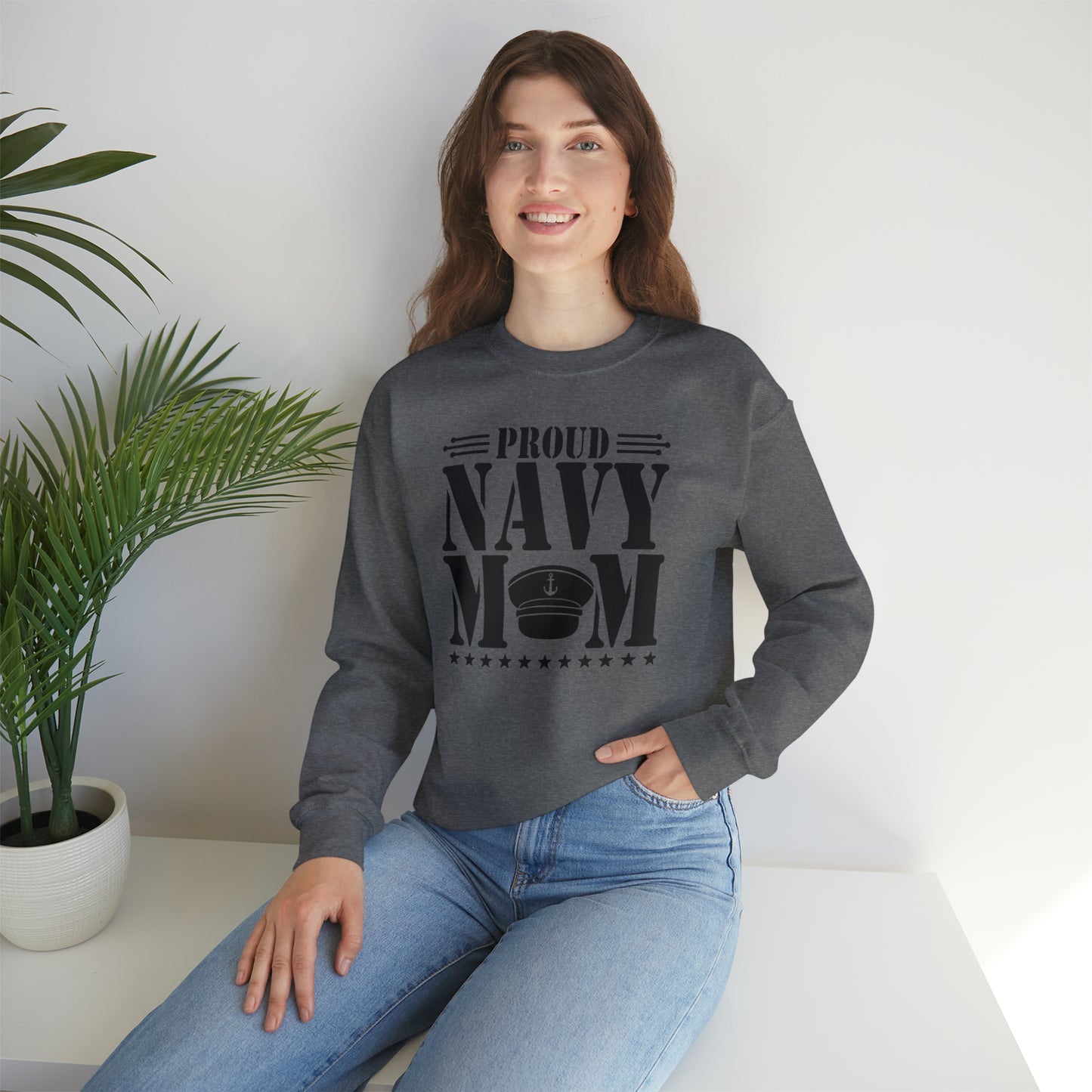 Proud Navy MOM Unisex Heavy Blend™ Crewneck Sweatshirt
